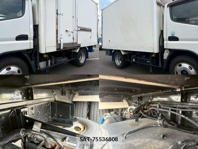 MITSUBISHI FUSO CANTER 2017-12 7805658-9