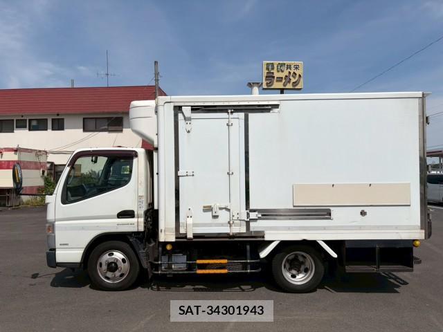 MITSUBISHI FUSO CANTER 2017-06 7805661-4