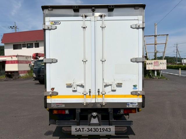 MITSUBISHI FUSO CANTER 2017-06 7805661-5