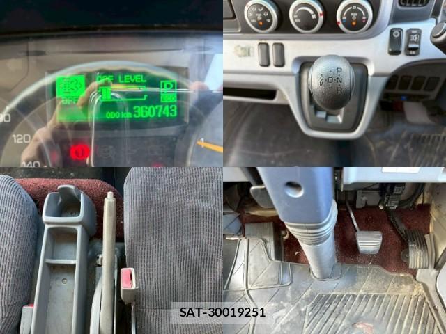 MITSUBISHI FUSO CANTER 2016-01 7805663-17