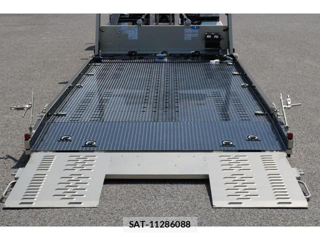 MITSUBISHI FUSO CANTER 2025-12 7805814-5
