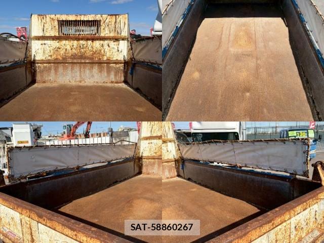 MITSUBISHI FUSO CANTER 2014-08 7806373-8