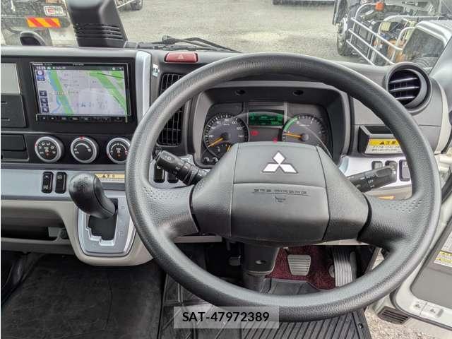 MITSUBISHI FUSO CANTER 2025-12 7807142-17