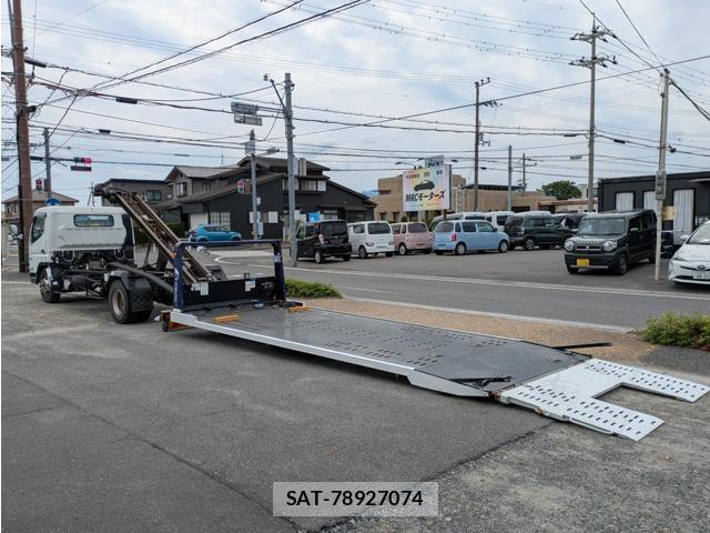 MITSUBISHI FUSO CANTER 2023-01 7807164-0