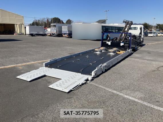 MITSUBISHI FUSO CANTER 2023 7808112-1