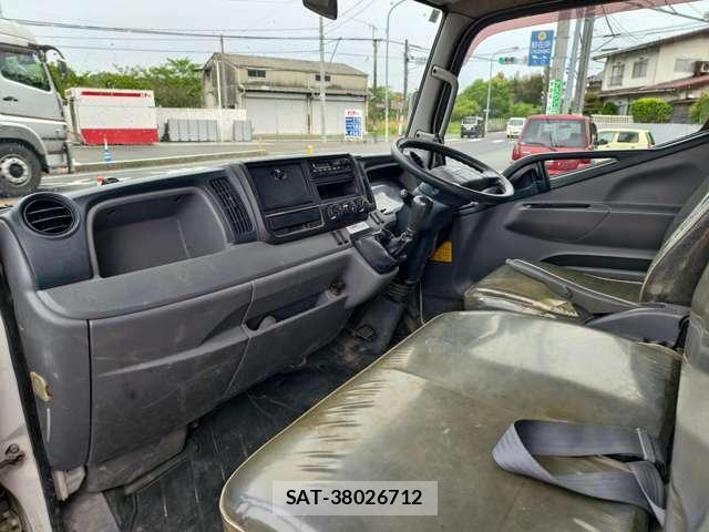 MITSUBISHI FUSO CANTER 2013-11 7808381-10