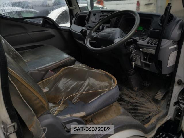 MITSUBISHI FUSO CANTER 2014-08 7809183-2