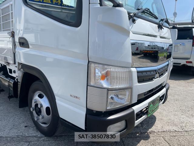 MITSUBISHI FUSO CANTER 2019-10 7809589-11