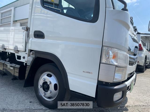 MITSUBISHI FUSO CANTER 2019-10 7809589-17