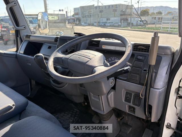 MITSUBISHI FUSO CANTER 2007-08 7809593-5