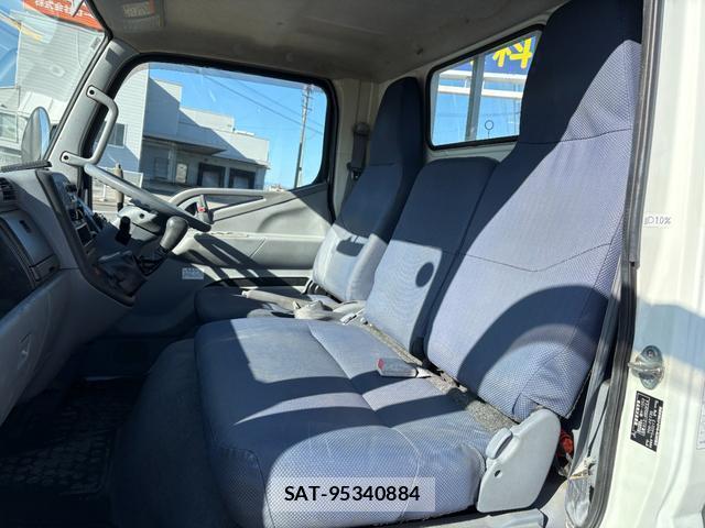 MITSUBISHI FUSO CANTER 2007-08 7809593-6