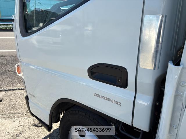 MITSUBISHI FUSO CANTER 2011-09 7809596-17