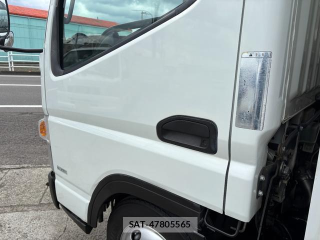 MITSUBISHI FUSO CANTER 2016-08 7809597-18