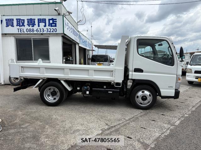 MITSUBISHI FUSO CANTER 2016-08 7809597-3
