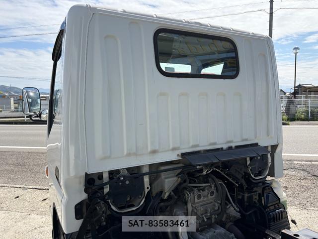 MITSUBISHI FUSO CANTER 2012-03 7809600-5