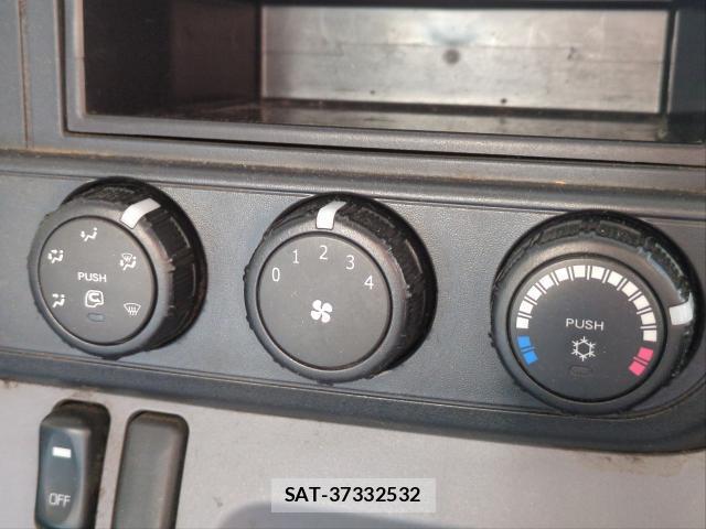 MITSUBISHI FUSO CANTER 2016-07 7809957-19