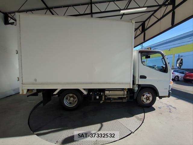 MITSUBISHI FUSO CANTER 2016-07 7809957-3
