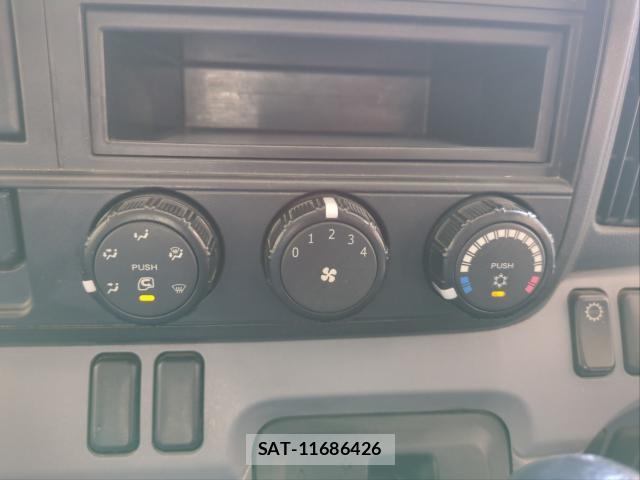 MITSUBISHI FUSO CANTER 2012-10 7809959-19