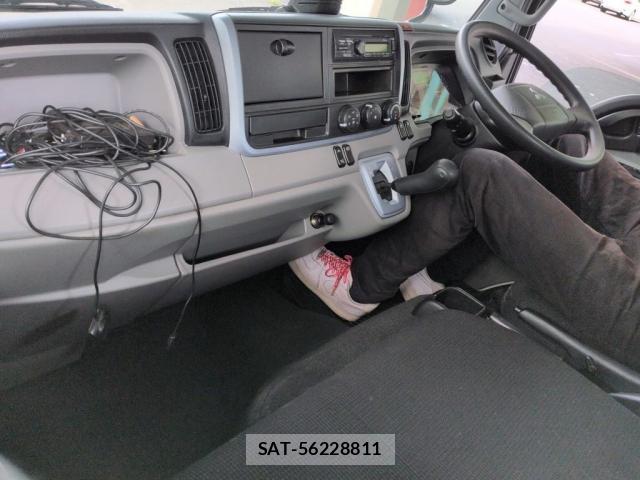 MITSUBISHI FUSO CANTER 2020-05 7810024-2