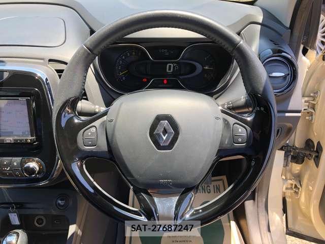 Renault CAPTUR 2015-09 7799688-3