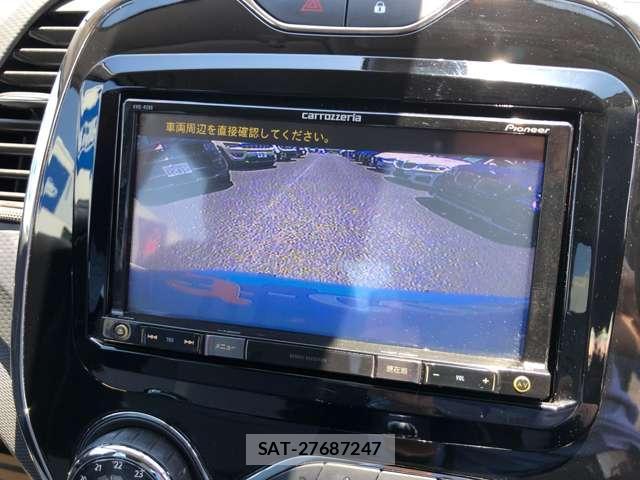 Renault CAPTUR 2015-09 7799688-5