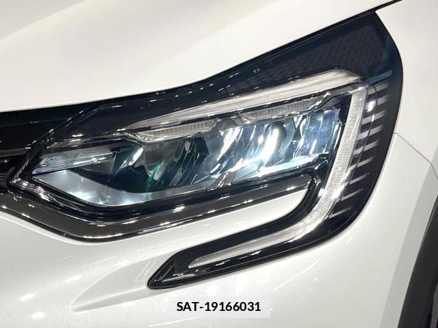 Renault CAPTUR 2023-02 7804952-18