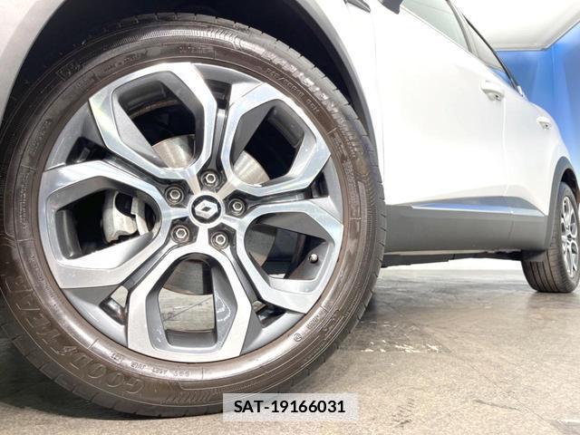 Renault CAPTUR 2023-02 7804952-19