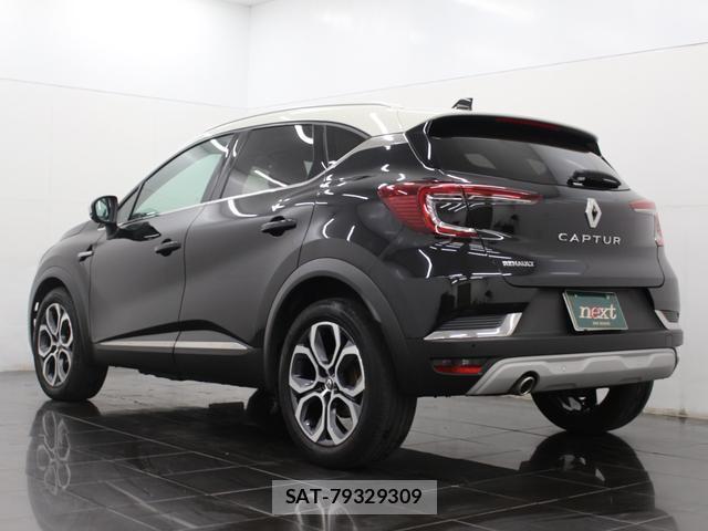 Renault CAPTUR 2021-03 7806782-15