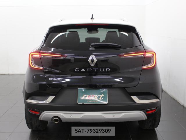 Renault CAPTUR 2021-03 7806782-3