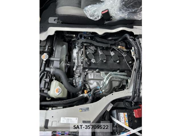 Nissan CARAVAN BUS 2025-10 7797365-17