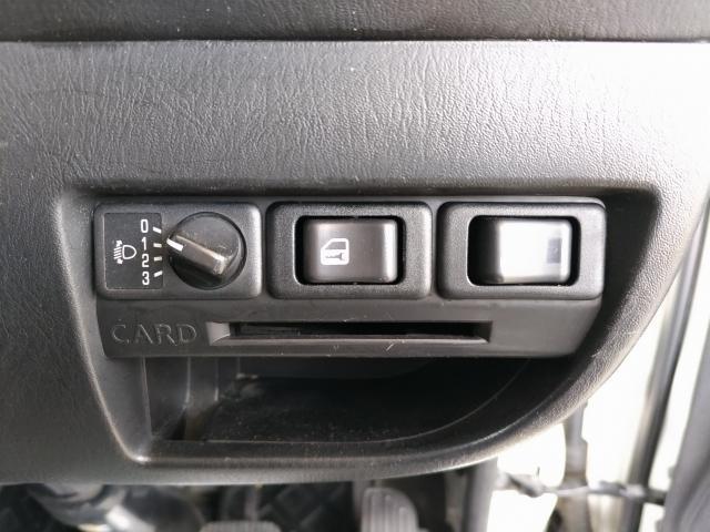 Nissan CARAVAN BUS 2007-11 7805711-15