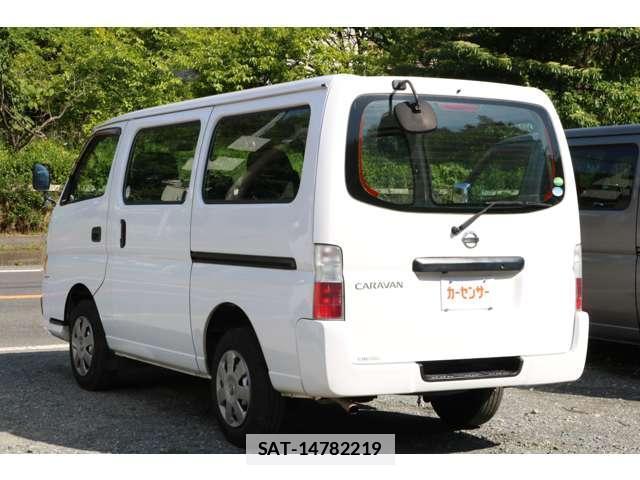 Nissan Caravan 2011-11 7793544-10