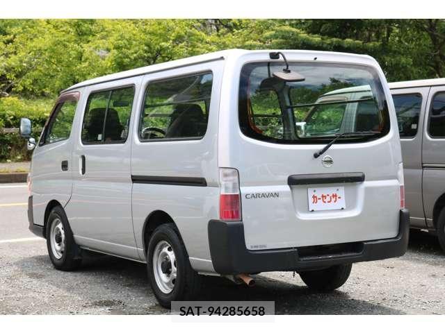 Nissan Caravan 2008-12 7793545-10
