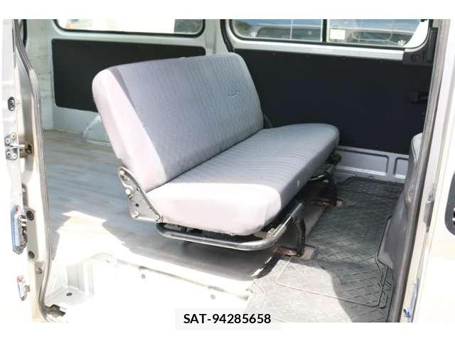 Nissan Caravan 2008-12 7793545-18