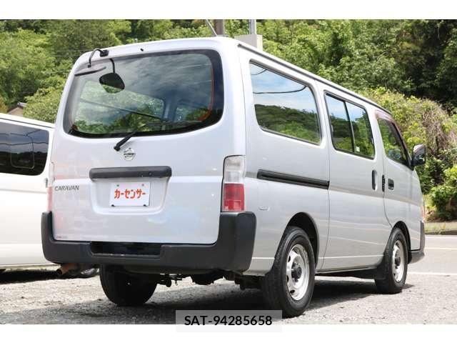 Nissan Caravan 2008-12 7793545-7