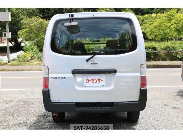 Nissan Caravan 2008-12 7793545-8