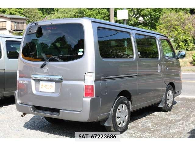 Nissan Caravan 2012-03 7793546-6