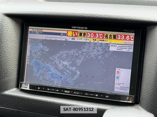 Nissan Caravan 2012-11 7796423-14