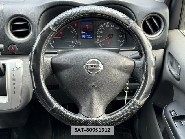 Nissan Caravan 2012-11 7796423-19