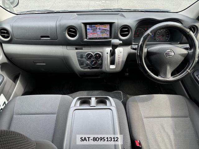 Nissan Caravan 2012-11 7796423-4