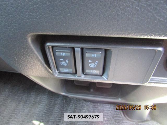 Nissan Caravan 2023-05 7796953-17