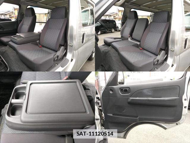 Nissan Caravan 2011-05 7797866-12