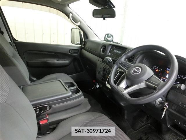 Nissan Caravan 2023-02 7797945-11