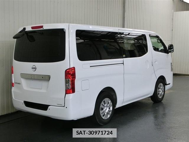 Nissan Caravan 2023-02 7797945-9