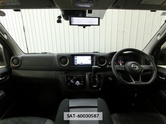 Nissan Caravan 2022-07 7797947-3