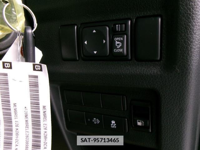 Nissan Caravan 2026-04 7798074-10