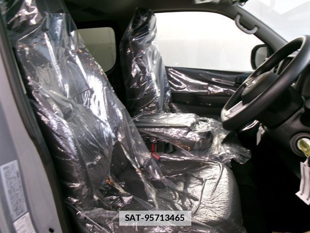 Nissan Caravan 2026-04 7798074-14