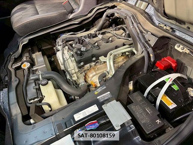 Nissan Caravan 2021-12 7798777-13