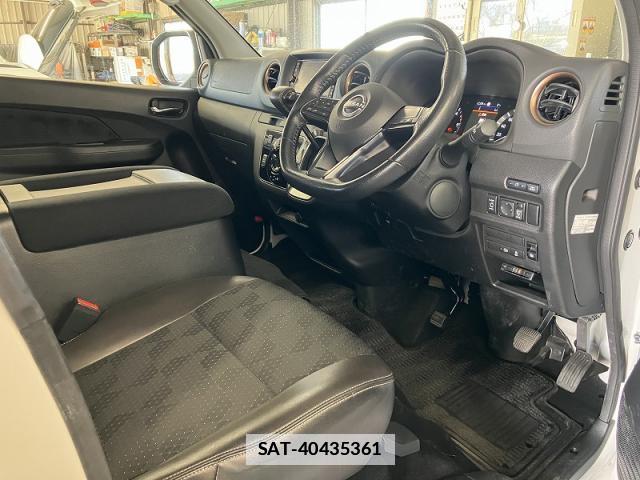 Nissan Caravan 2023-07 7803125-4