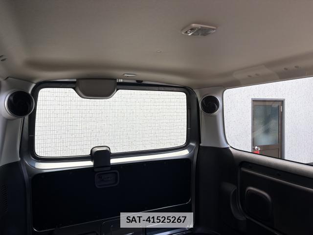 Nissan Caravan 2025-05 7803793-16